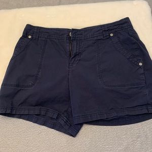 Shorts, like new, Donna Karan!